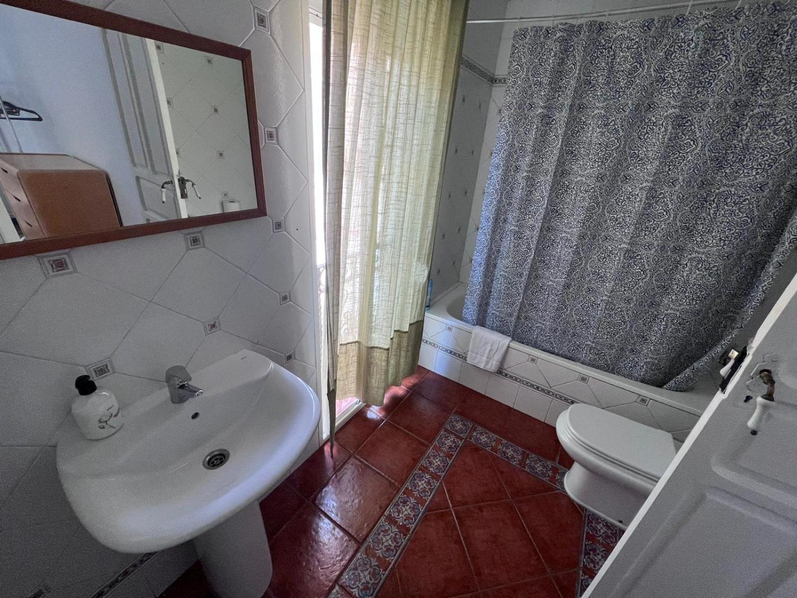 Albergue Barbatuke Conde Málaga Exterior foto